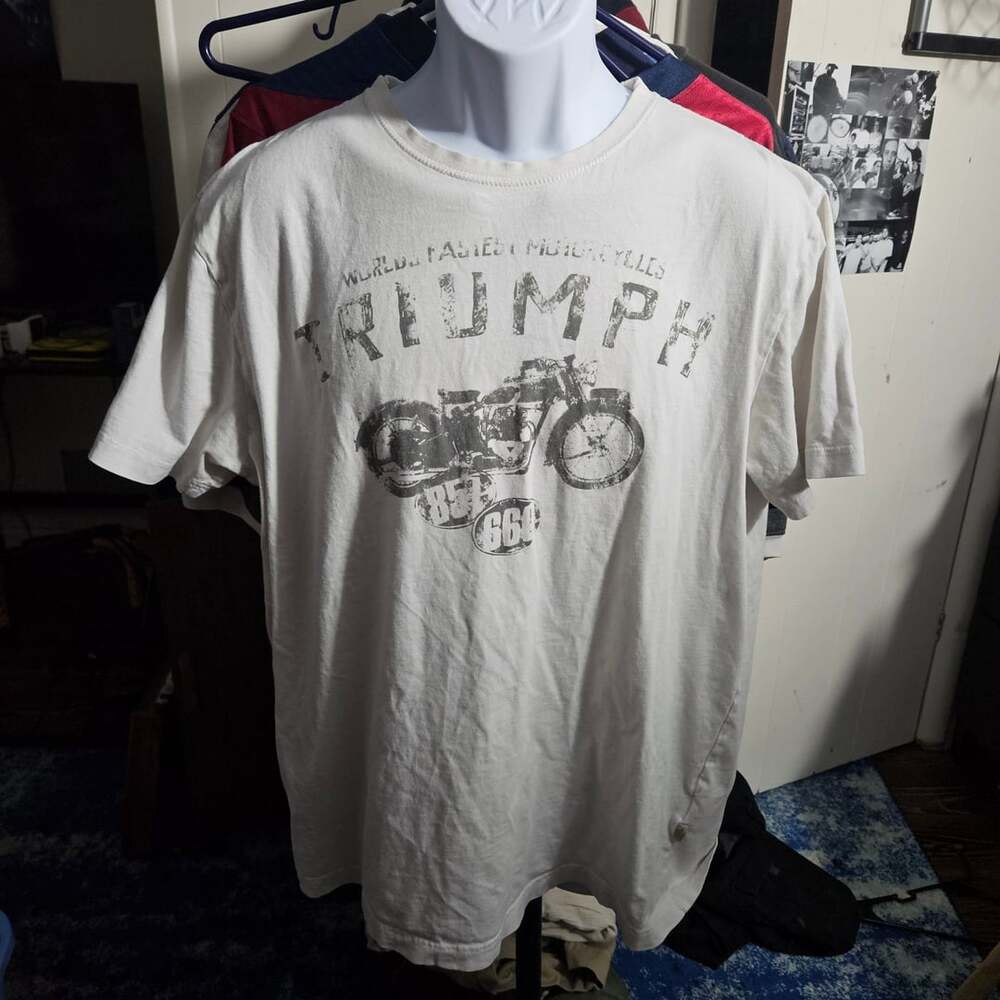 Triumph Motorcycles World's Fastest Motorcycles Graphic T-Shirt White Size L